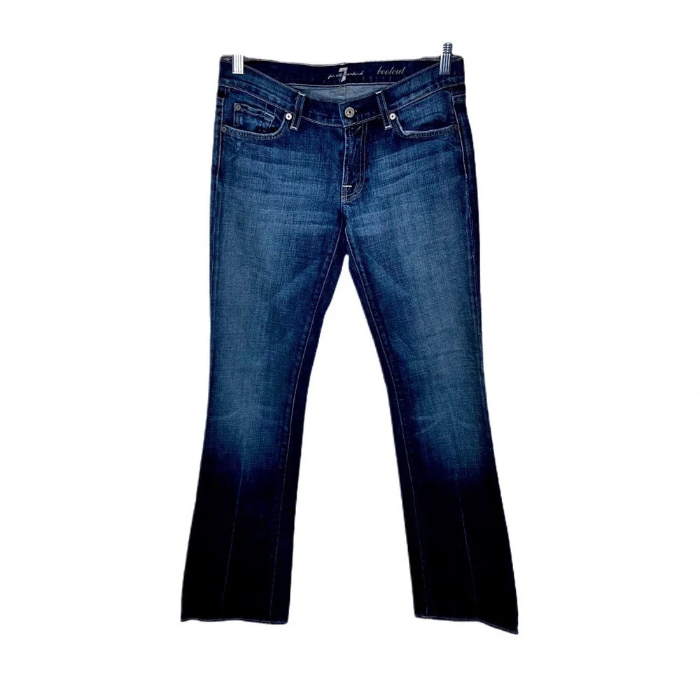 7 For All Mankind Jeans Sz 28.  Inseam 33 Waist 28-30. Blue with 7-71/2 rise